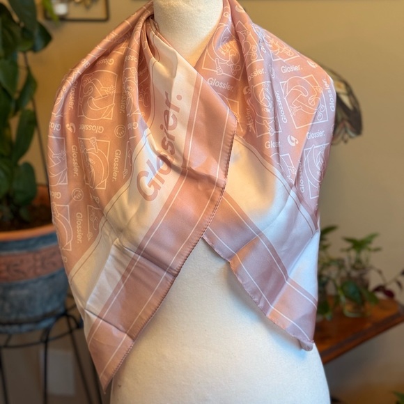 Glossier LIMITED EDITION Pink Scarf - Picture 5 of 9